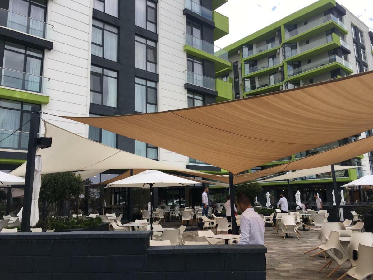 Umi Apartment Alezzi Resort Năvodari Eksteriør bilde