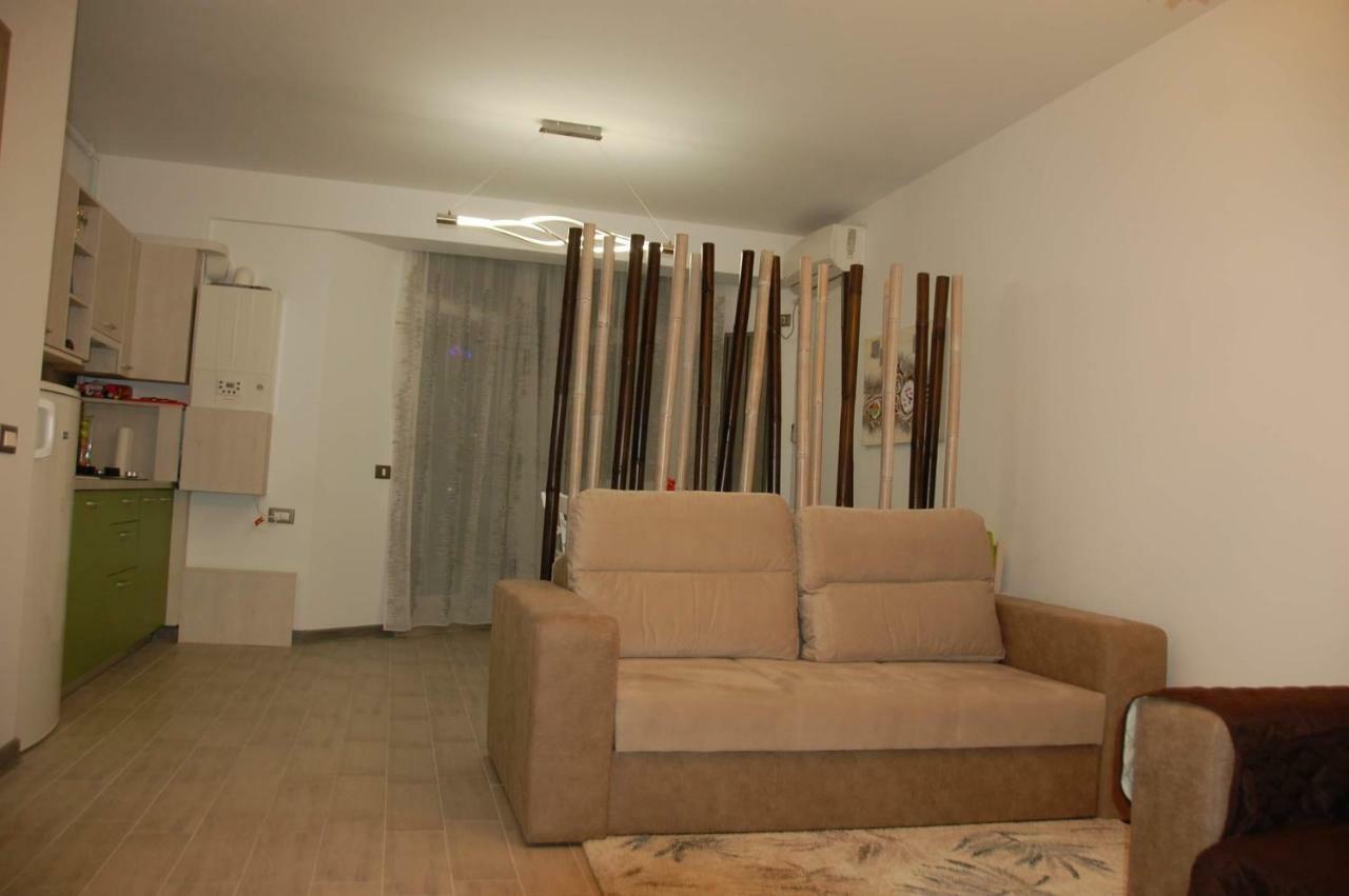 Umi Apartment Alezzi Resort Năvodari Eksteriør bilde